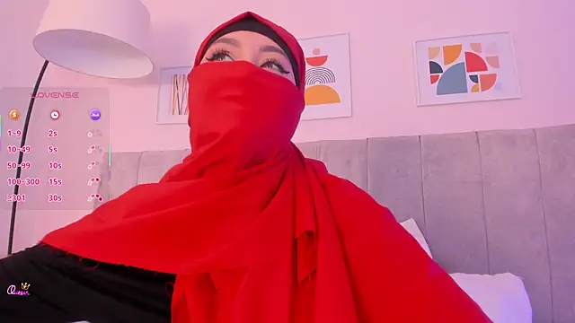 Snapshot of fatiima_ chatting on May 7, 7:06 pm fatiima online show from May 7, 7:06 pm