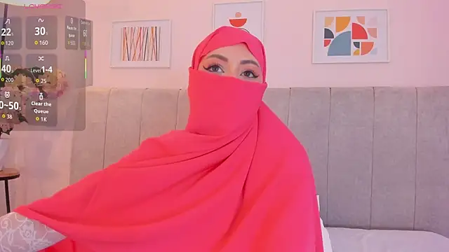 fatiima  online show from January 7, 7:08 pm