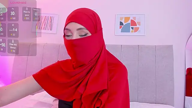 Snapshot of fatiima_ chatting on November 18, 7:06 pm fatiima online show from November 18, 7:06 pm