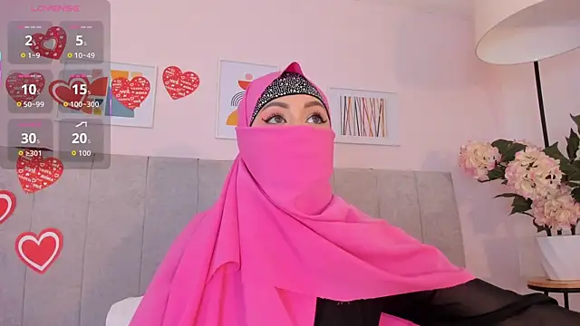 fatiima  online show from February 13, 7:14 pm