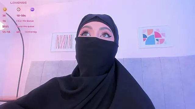Snapshot of fatiima_ chatting on June 2, 7:03 pm fatiima online show from June 2, 7:03 pm