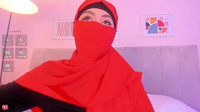 Snapshot of fatiima_ chatting on April 29, 7:09 pm fatiima online show from April 29, 7:09 pm