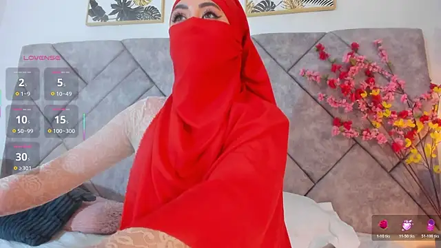 Snapshot of fatiima_ chatting on May 9, 7:12 am fatiima online show from May 9, 7:12 am