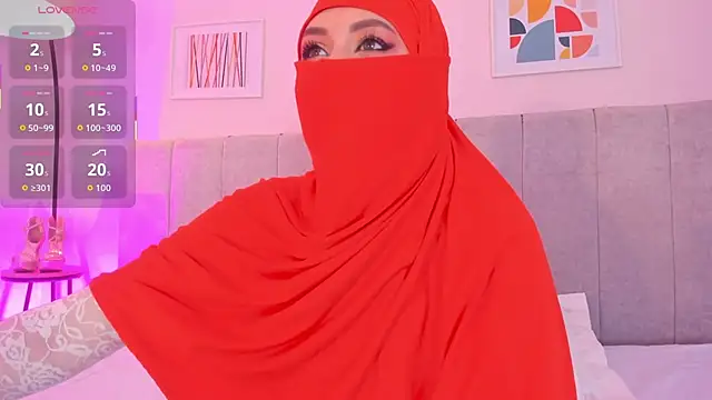 Snapshot of fatiima_ chatting on December 2, 7:04 pm fatiima online show from December 2, 7:04 pm