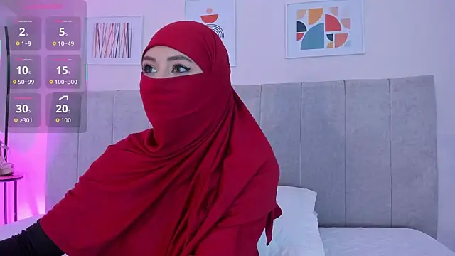 Snapshot of fatiima_ chatting on December 1, 7:04 pm fatiima online show from December 1, 7:04 pm