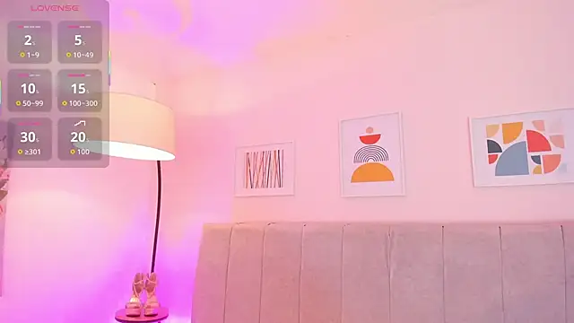 Snapshot of fatiima_ chatting on December 5, 7:01 pm fatiima online show from December 5, 7:01 pm