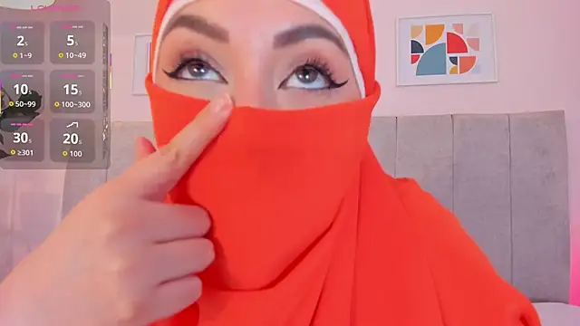 fatiima  online show from February 17, 7:11 pm