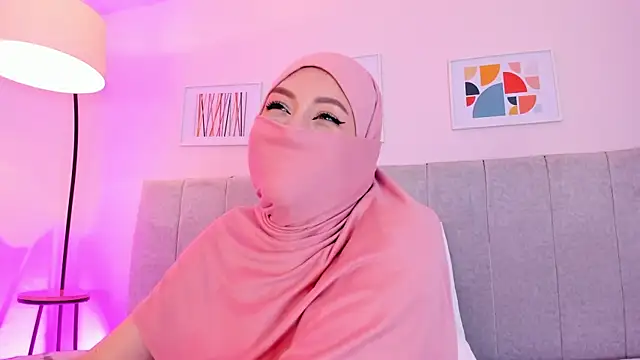 Snapshot of fatiima_ chatting on November 17, 7:07 pm fatiima online show from November 17, 7:07 pm