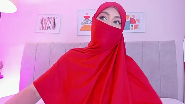 Snapshot of fatiima_ chatting on October 28, 7:46 pm fatiima online show from October 28, 7:46 pm