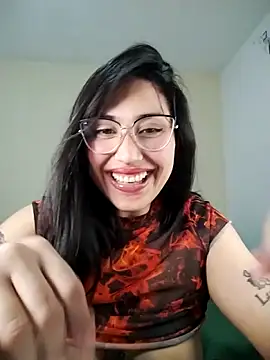 Snapshot of Chinitaaa28 chatting on October 29, 5:17 am Chinitaaa28 online show from October 29, 5:17 am