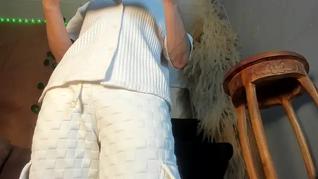 Snapshot of Jax_Thunder chatting on February 11, 1:22 pm Jax Thunder online show from February 11, 1:22 pm