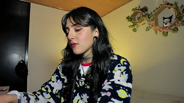 miku st online show from February 3, 6:33 am