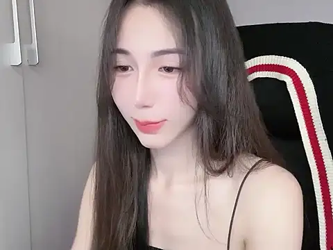 Snapshot of -Alicee- chatting on November 6, 7:56 am -Alicee- online show from November 6, 7:56 am