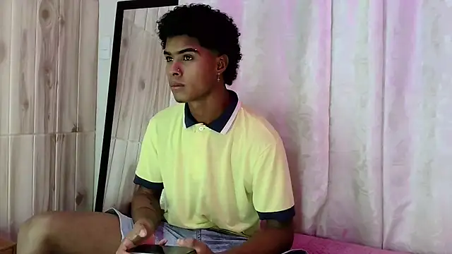 Pasion morena online show from November 18, 1:10 am