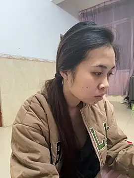 aaaaawhate online show from January 15, 11:35 am