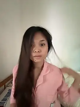 Snapshot of aaaaawhate chatting on December 5, 8:13 am aaaaawhate online show from December 5, 8:13 am