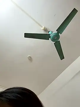 aaaaawhate online show from January 10, 10:54 am