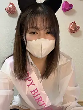 Snapshot of Rui_87 chatting on December 18, 1:44 am Rui 87 online show from December 18, 1:44 am