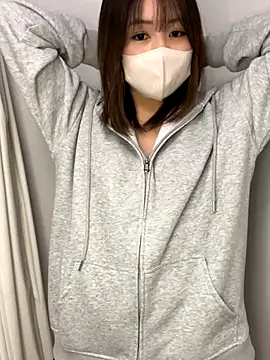 Snapshot of Rui_87 chatting on November 25, 10:26 am Rui 87 online show from November 25, 10:26 am