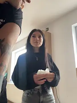 wwwdddccc1 online show from April 3, 9:38 am