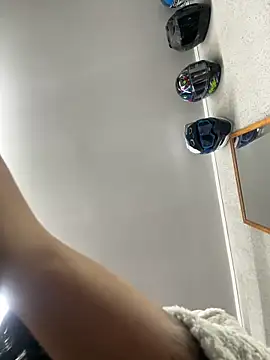 wwwdddccc1 online show from April 4, 8:26 pm