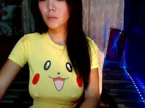 pretty petite asian143 online show from April 20, 4:52 pm