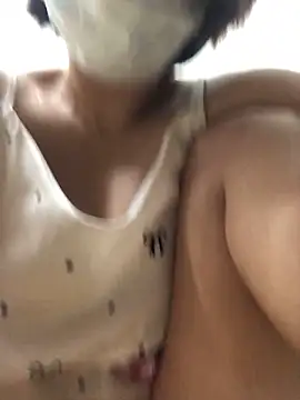 HinayLa online show from October 27, 6:42 pm