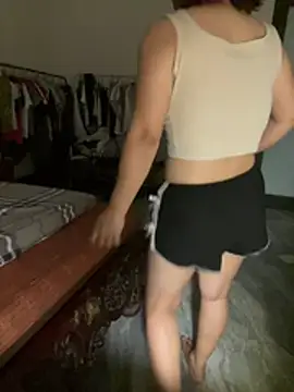 HinayLa online show from May 15, 5:33 pm