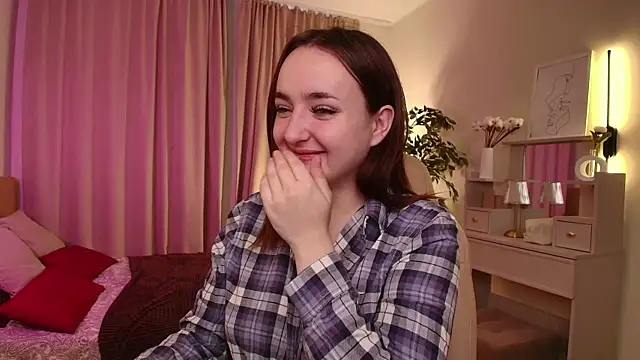 Kris Loken online show from December 2, 7:32 am