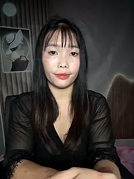 Snapshot of Fish_yellow chatting on October 30, 10:50 pm Fish yellow online show from October 30, 10:50 pm