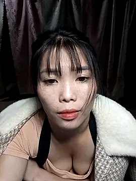 Snapshot of Fish_yellow chatting on October 24, 12:48 pm Fish yellow online show from October 24, 12:48 pm
