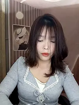 Snapshot of Fish_yellow chatting on December 1, 7:53 am Fish yellow online show from December 1, 7:53 am