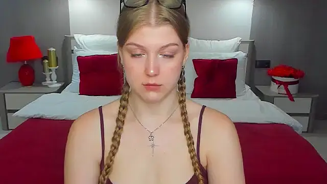 Stella Light online show from July 7, 4:59 am