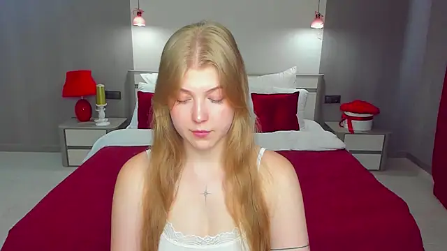 Stella Light online show from July 13, 5:51 am