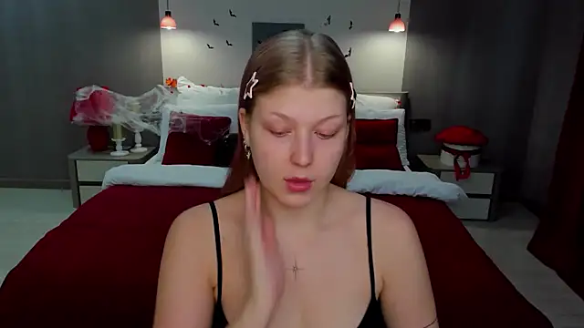 Stella Light online show from October 31, 4:20 am