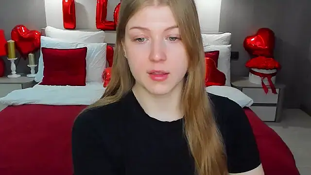 Snapshot of Stella_Light chatting on February 17, 11:18 am Stella Light online show from February 17, 11:18 am