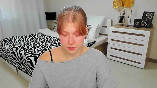 Stella Light online show from October 25, 4:22 am