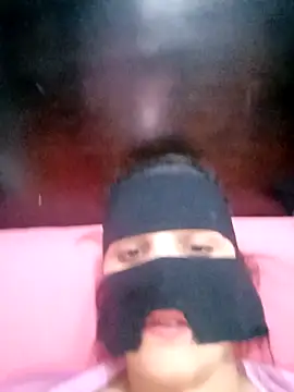 Snapshot of SandyAmr chatting on November 11, 1:50 pm SandyAmr online show from November 11, 1:50 pm