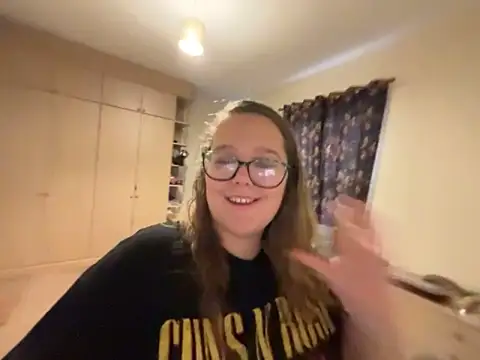 Scarletcum22 online show from November 3, 7:57 am