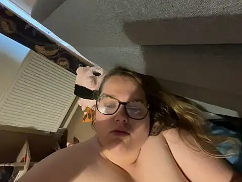 Scarletcum22 online show from November 15, 9:13 am