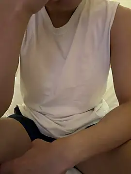 jihoooon 00 online show from April 8, 1:45 pm