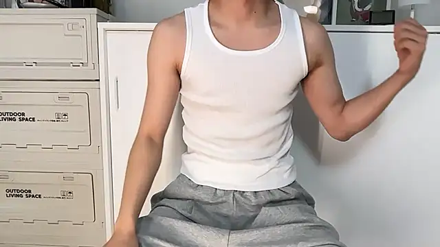 jihoooon 00 online show from March 11, 1:16 pm