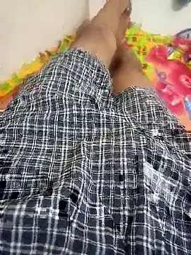 Snapshot of kumarstelugu chatting on April 23, 1:46 pm kumarstelugu online show from April 23, 1:46 pm