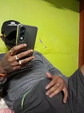 Snapshot of bindasbruno chatting on November 19, 8:20 pm bindasbruno online show from November 19, 8:20 pm