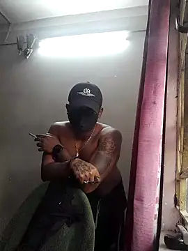 Snapshot of bindasbruno chatting on October 29, 8:13 am bindasbruno online show from October 29, 8:13 am