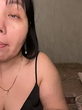 Snapshot of Love__Mom chatting on January 18, 2:42 pm Love Mom online show from January 18, 2:42 pm