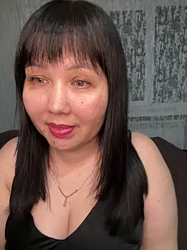 Snapshot of Love__Mom chatting on March 22, 10:00 pm Love Mom online show from March 22, 10:00 pm