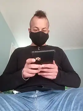 Imyourguy2025 online show from October 30, 1:20 pm