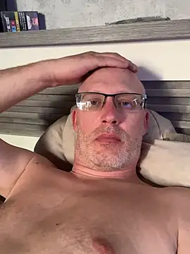 Cedric7653 online show from July 12, 6:42 pm