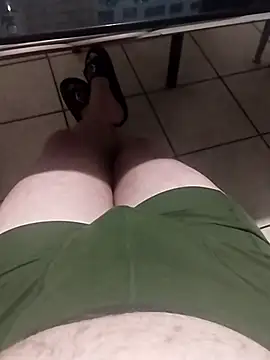 Snapshot of Cedric7653 chatting on December 21, 7:21 am Cedric7653 online show from December 21, 7:21 am